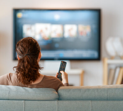 滑手機、看電視太久? 大腦可能正在慢慢萎縮....