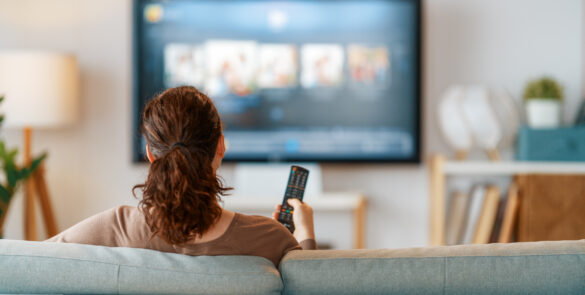 滑手機、看電視太久? 大腦可能正在慢慢萎縮....