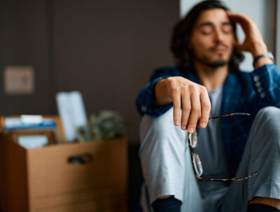 被資遣時，公司該提供哪些補償與文件？